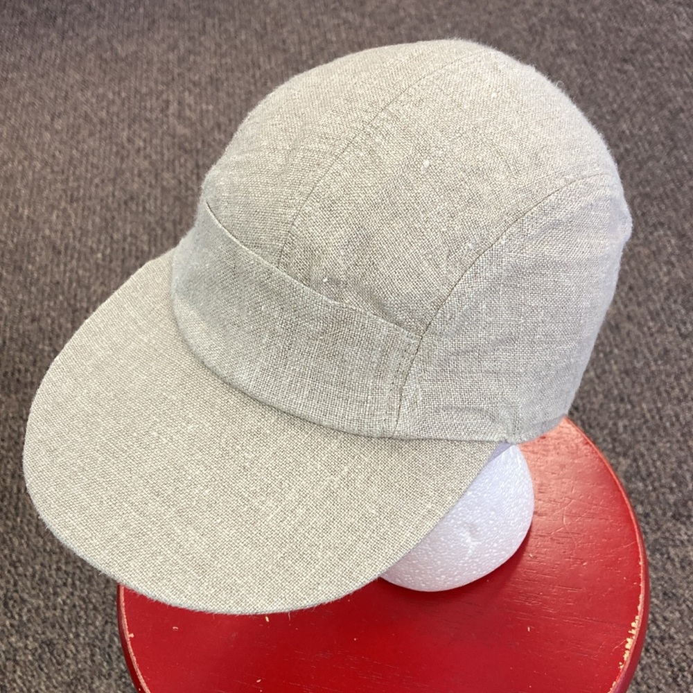 Gap 100% Linen Cap - Picture 2 of 7